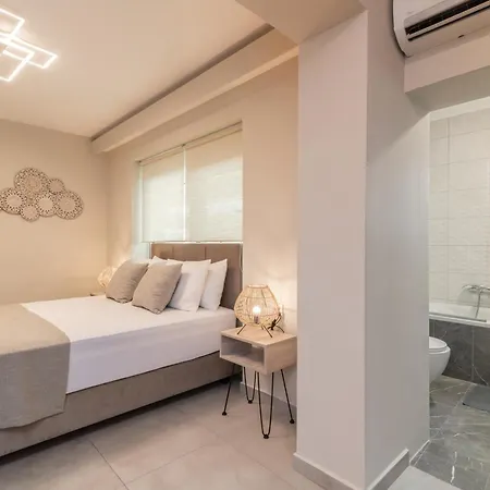 Fratelli Villa, With Heated Pool & Whirlpool, By Thinkvilla 别墅 *